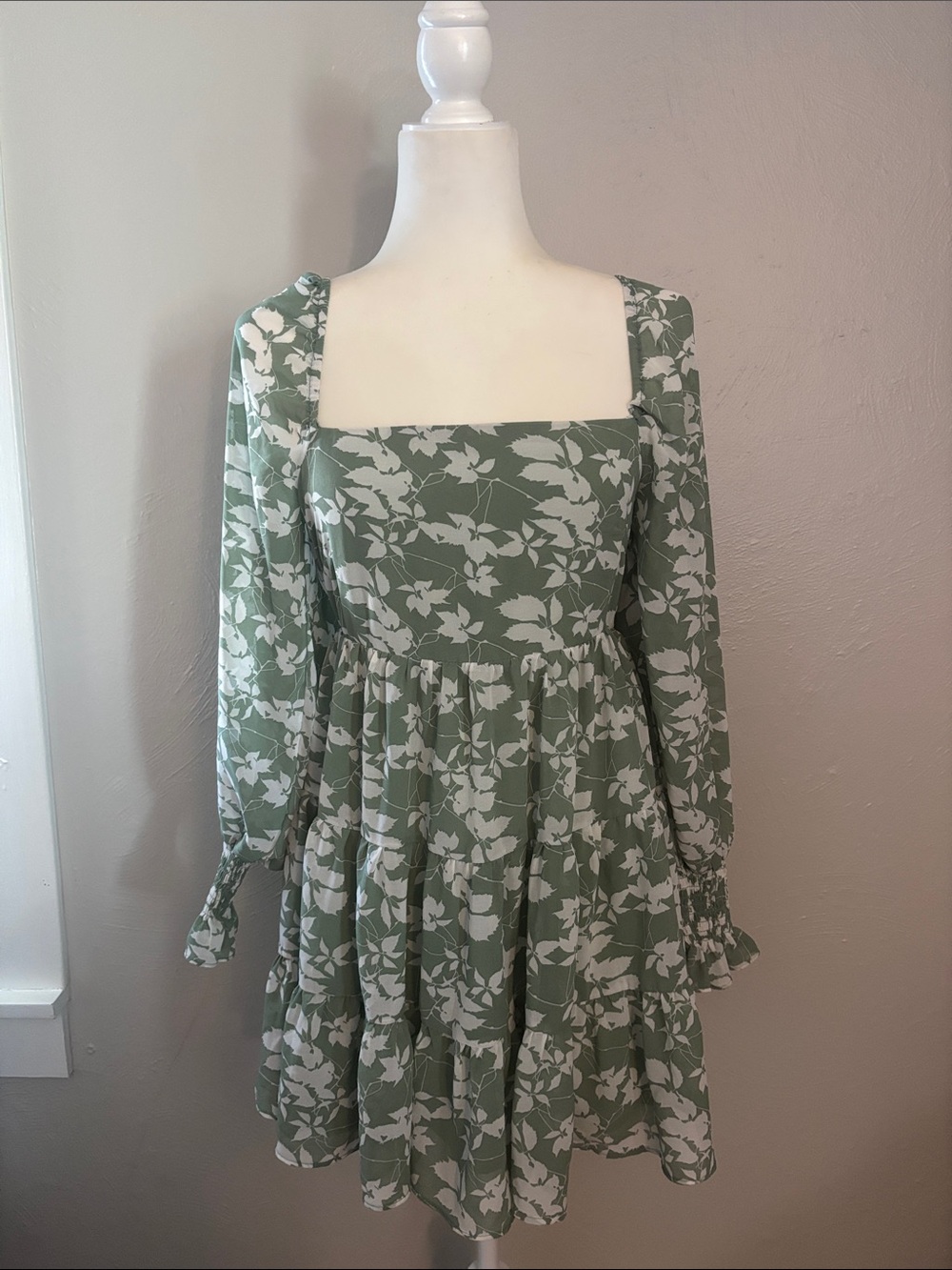 Lush Floral Square-Neck Long-Sleeve Mini Dress in Sage